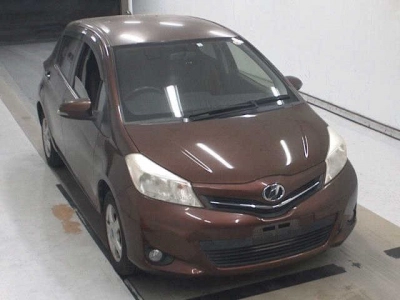 TOYOTA VITZ