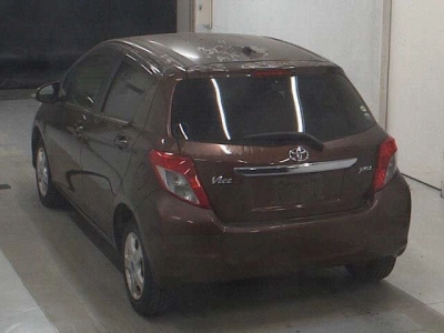 TOYOTA VITZ