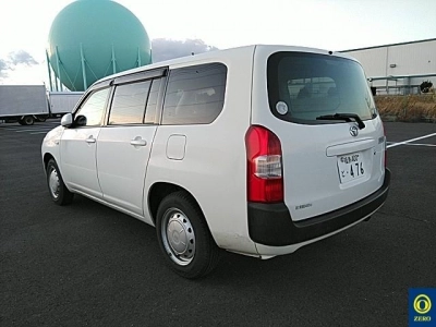 TOYOTA SUCCEED VAN