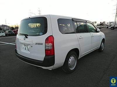 TOYOTA SUCCEED VAN