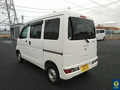 DAIHATSU HIJET VAN