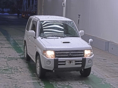 MITSUBISHI PAJERO MINI