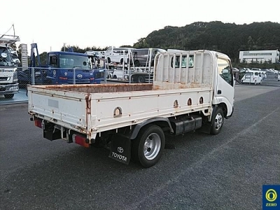 TOYOTA DYNA TRUCK