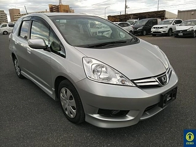 HONDA FIT SHUTTLE