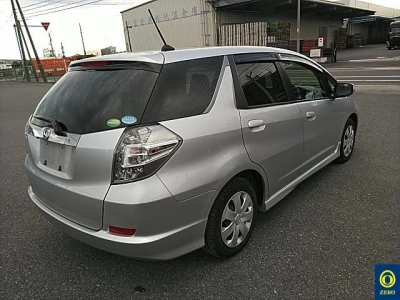 HONDA FIT SHUTTLE