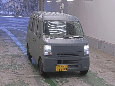 NISSAN NV100 CLIPPER