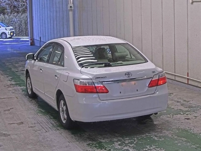 TOYOTA PREMIO