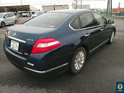 NISSAN TEANA