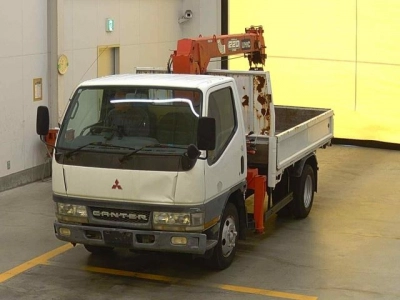 MITSUBISHI CANTER