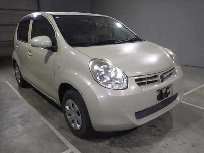 TOYOTA PASSO