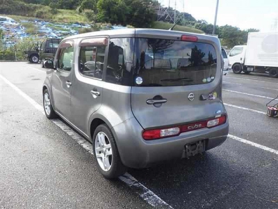 NISSAN CUBE