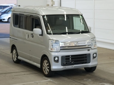 NISSAN NV100 CLIPPER RIO