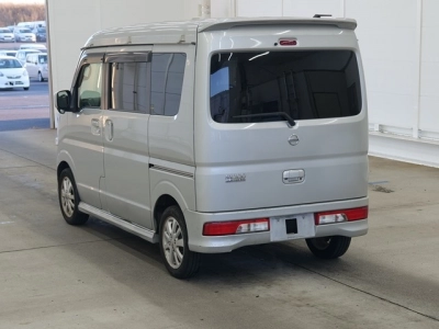 NISSAN NV100 CLIPPER RIO