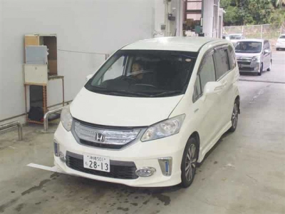 HONDA FREED HYBRID