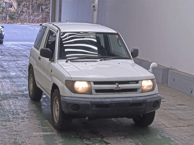MITSUBISHI PAJERO IO