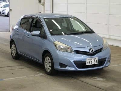 TOYOTA VITZ