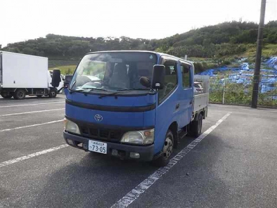 TOYOTA DYNA