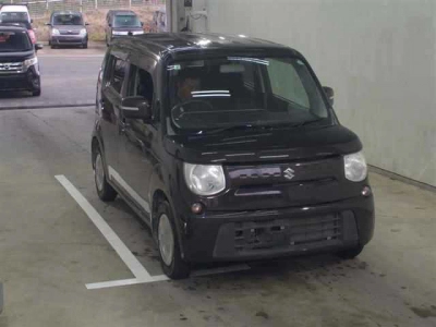 SUZUKI MRWAGON