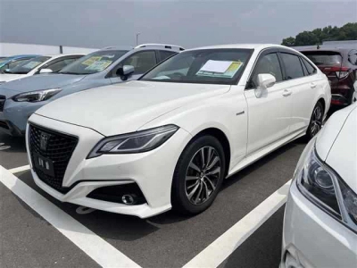TOYOTA CROWN HYBRID