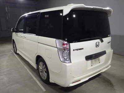 HONDA STEPWGN SPADA