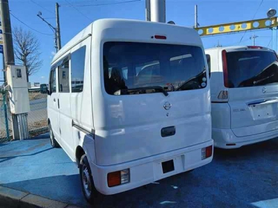 NISSAN NV100 CLIPPER