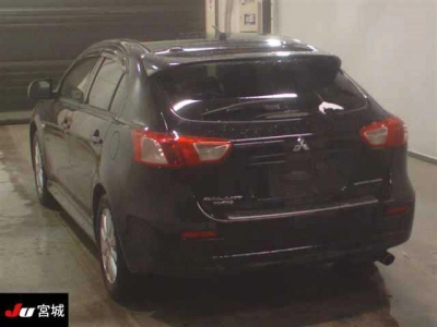 MITSUBISHI GALANT FORTIS SPORTBACK