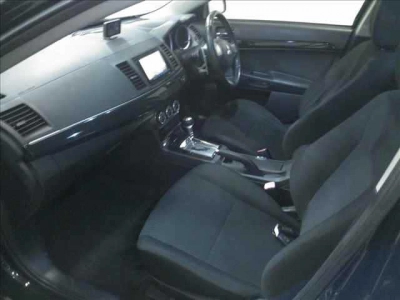 MITSUBISHI GALANT FORTIS SPORTBACK