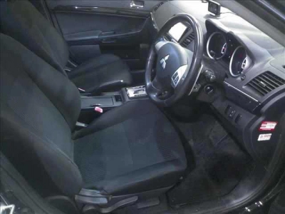 MITSUBISHI GALANT FORTIS SPORTBACK