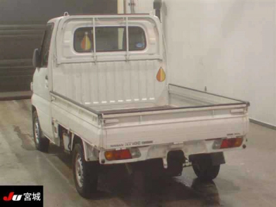 NISSAN NT100 CLIPPER