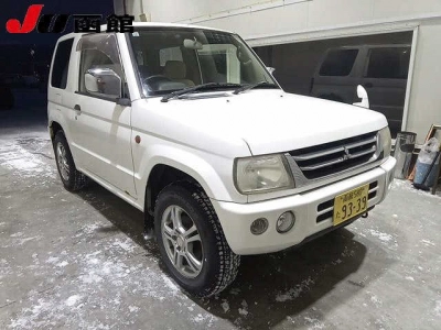 MITSUBISHI PAJERO MINI