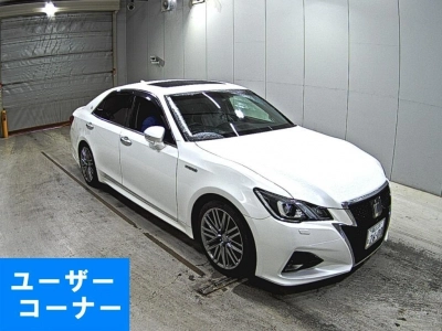 TOYOTA CROWN HYBRID