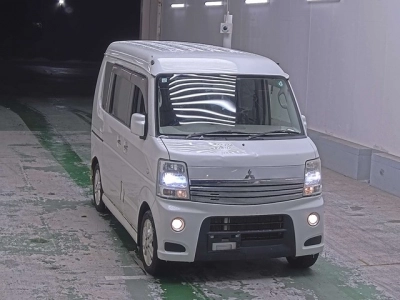 MITSUBISHI TOWN BOX