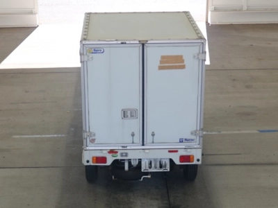 NISSAN NT100 CLIPPER