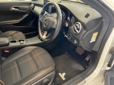 MERCEDES BENZ CLA