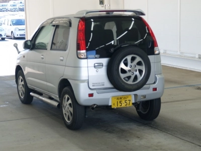 DAIHATSU TERIOS KID