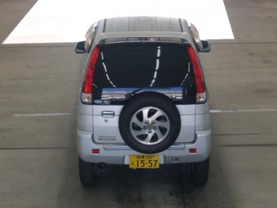 DAIHATSU TERIOS KID