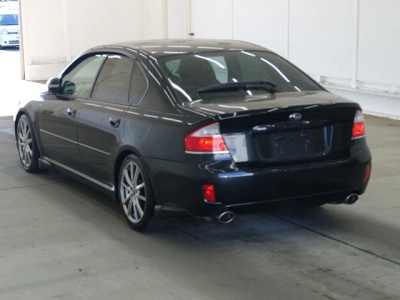SUBARU LEGACY B4