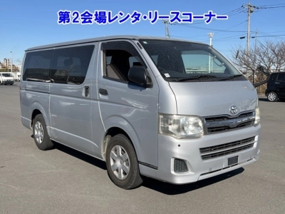 TOYOTA REGIUS ACE