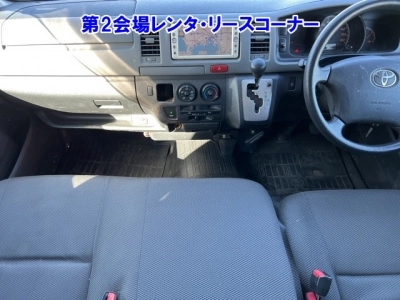 TOYOTA REGIUS ACE