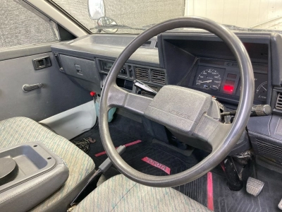 TOYOTA LITE ACE TRUCK