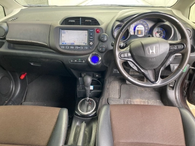 HONDA FIT SHUTTLE HYBRID