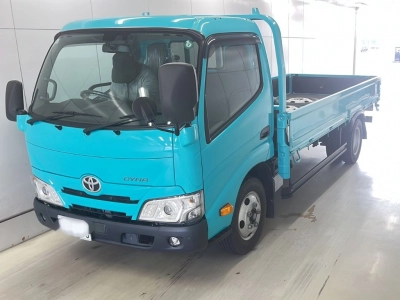TOYOTA DYNA TRUCK