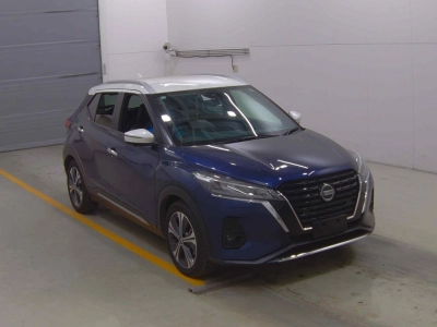 NISSAN KICKS