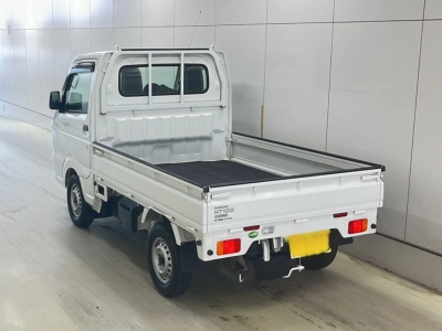 NISSAN NT100 CLIPPER