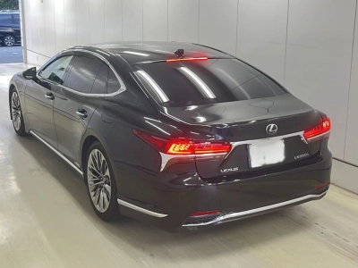 LEXUS LS