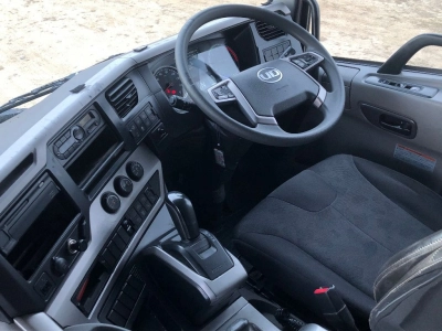 NISSAN DIESEL (UD) QUON