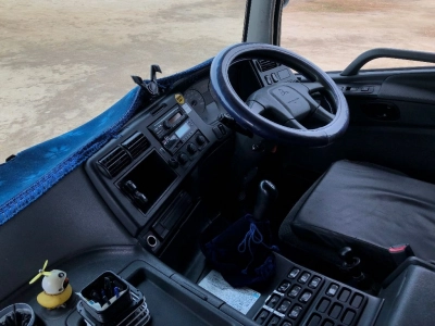 MITSUBISHI FUSO SUPER GREAT