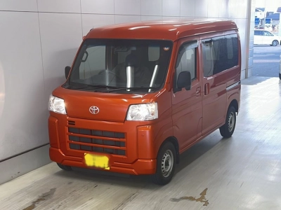 TOYOTA PIXIS VAN