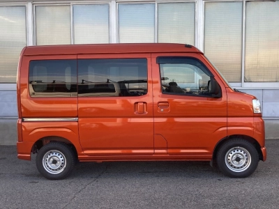 TOYOTA PIXIS VAN