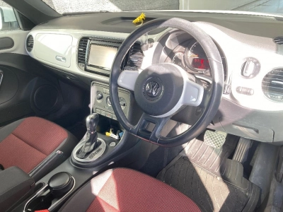 VOLKSWAGEN THE BEETLE